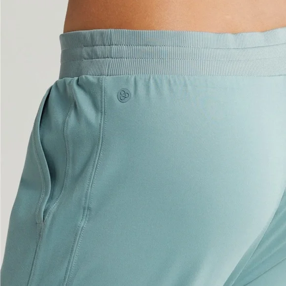 Zella Live In Pocket Joggers in Grey Thunder - Picture 5 of 13